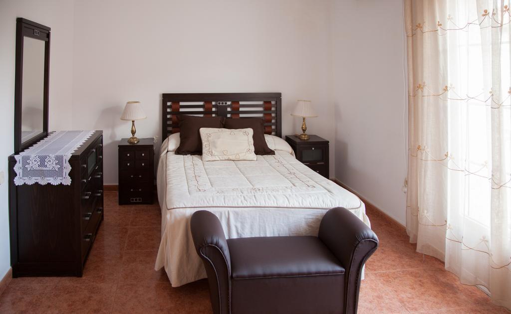 Casa Rural Marchena Navahermosa  Exteriör bild